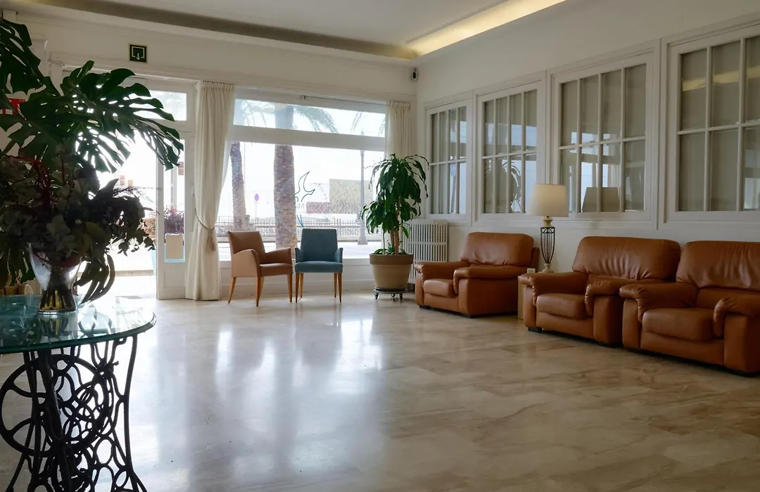 Hotel Miramar Badalona-1
